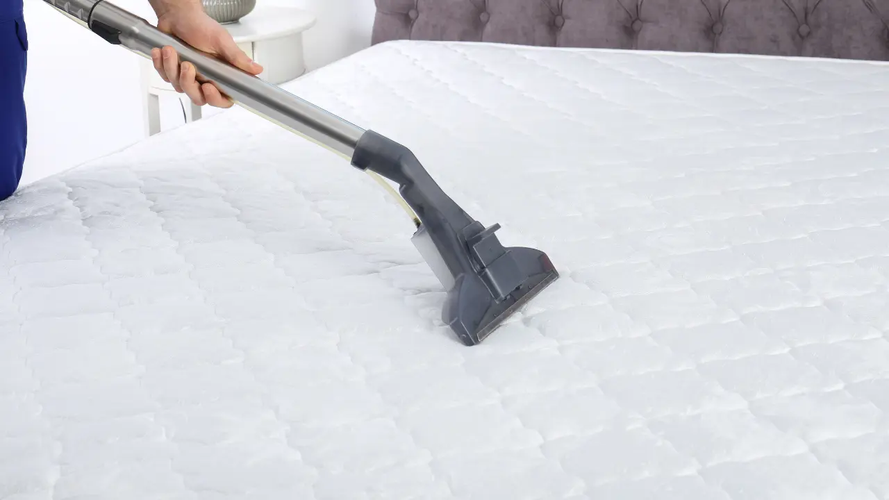 limpeza-e-higienizacao-de-colchao-de-casal-rj